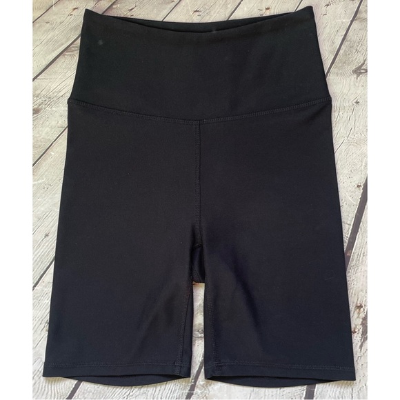 Balance Collection Black Bike Shorts - Picture 2 of 9